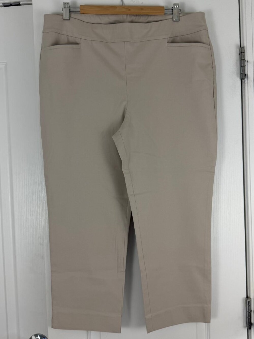 Chico's Pants Size 3 (16) Bone 3033